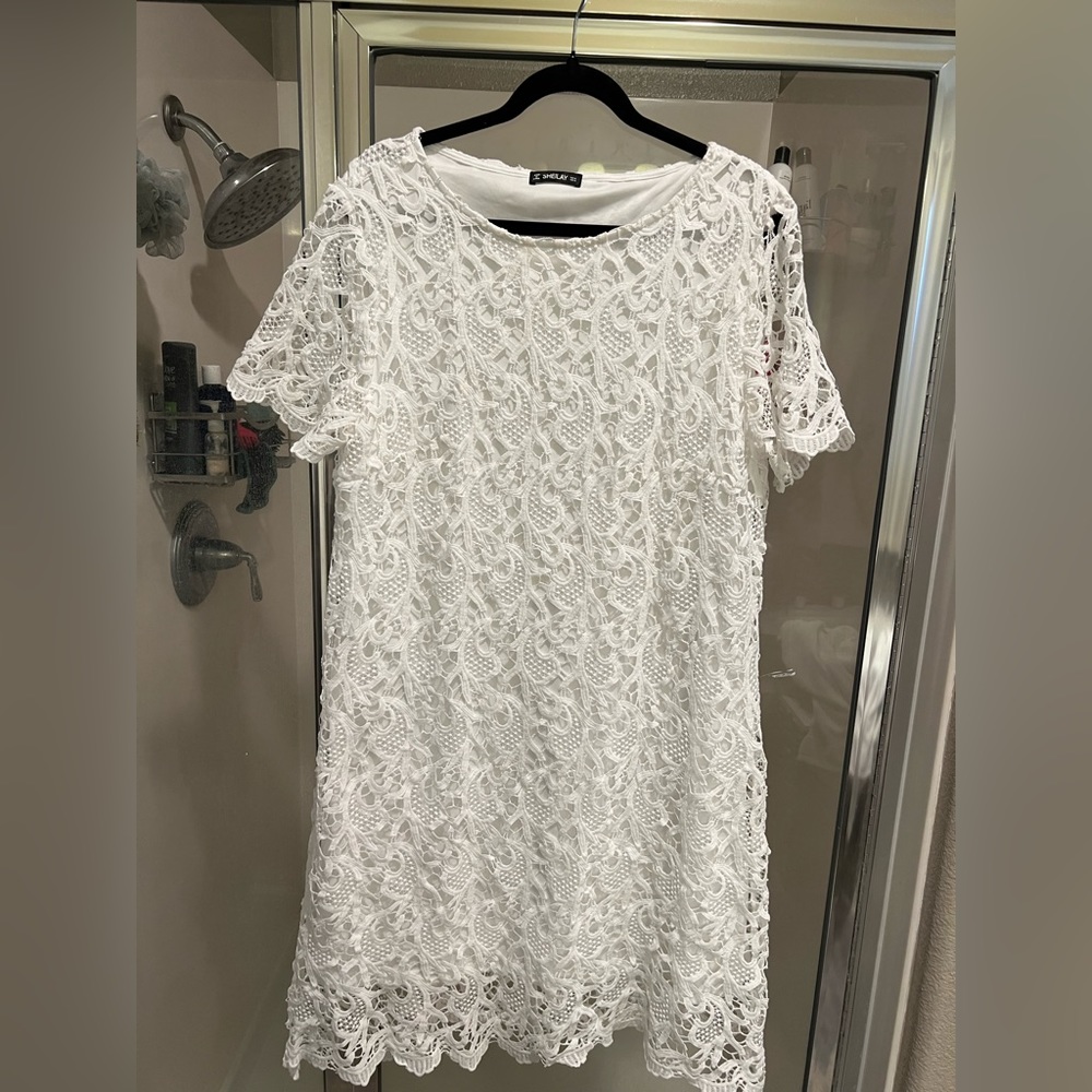 Lace shift dress